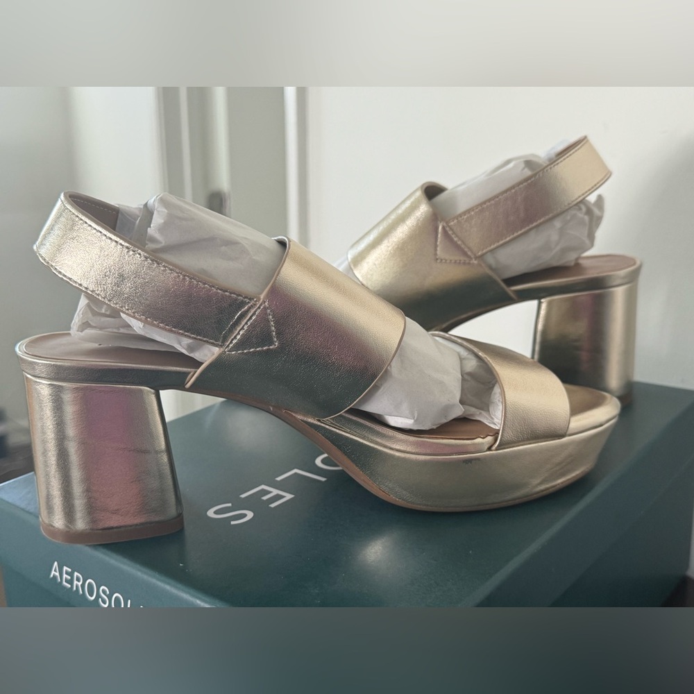 aerosols Camera Gold Metallic leather platforms